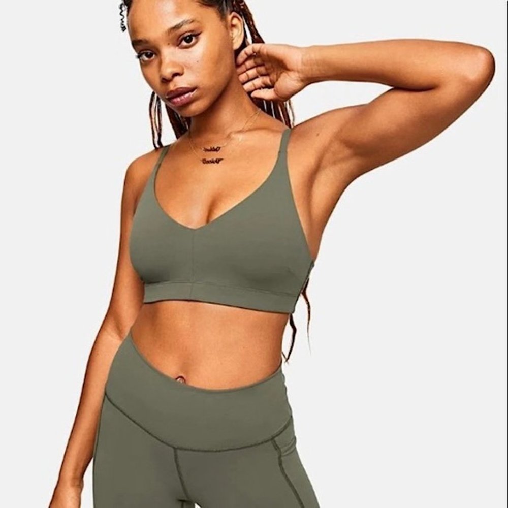 Outdoor Voices Criss Cross Bralette, Tea Tree, M